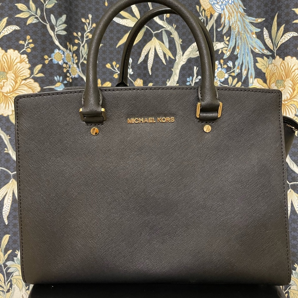 Michael Kors Bag